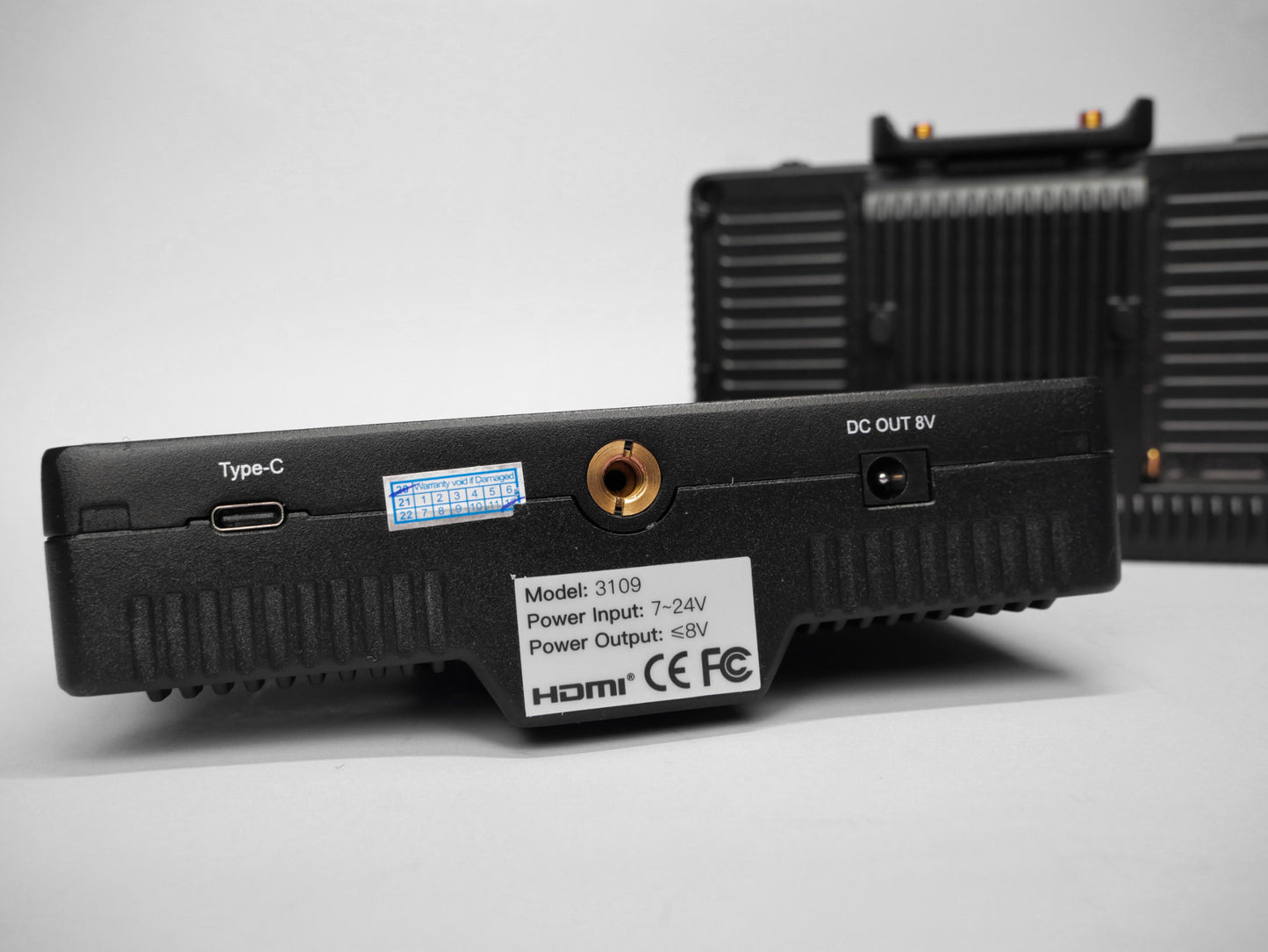 CVW Swift Z - Wireless 5.5-in Touch-screen Monitor Transmitter and Receiver Kit